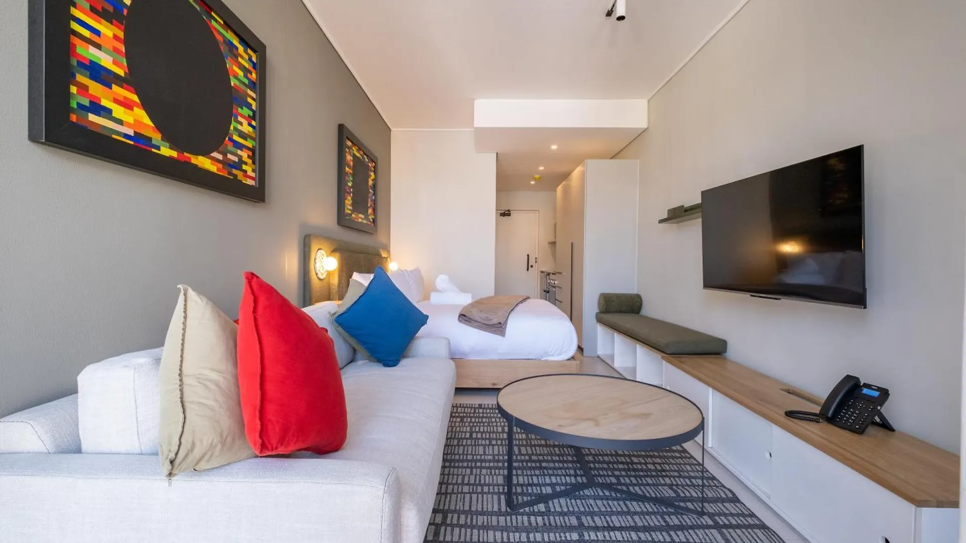 The Rose504: Studio Apartment In Heart Of The City Cape Town 0*,  South Africa